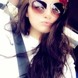 Meet your Posher, Shelby